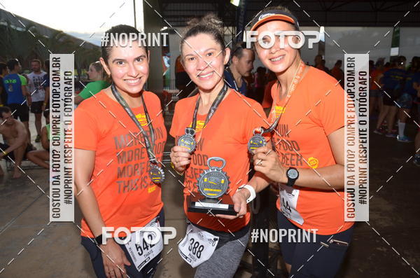 Buy your photos of the event1 Beer Run Expo guas on Fotop
