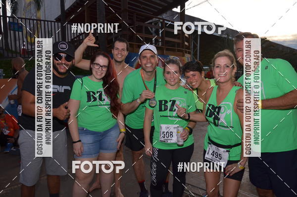 Buy your photos of the event1 Beer Run Expo guas on Fotop
