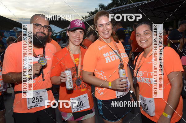 Buy your photos of the event1 Beer Run Expo guas on Fotop