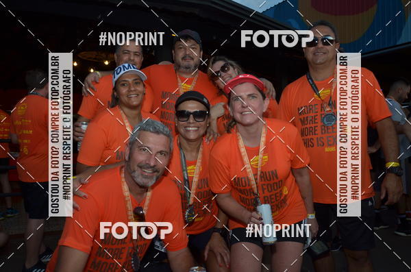 Buy your photos of the event1 Beer Run Expo guas on Fotop