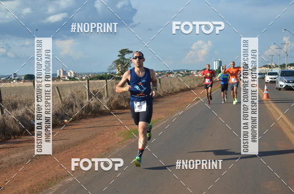Buy your photos of the event1 Beer Run Expo guas on Fotop