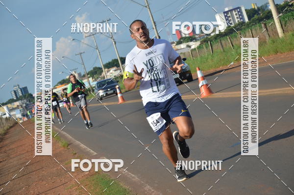 Buy your photos of the event1 Beer Run Expo guas on Fotop