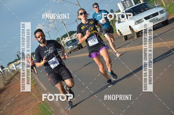 Buy your photos of the event1 Beer Run Expo guas on Fotop