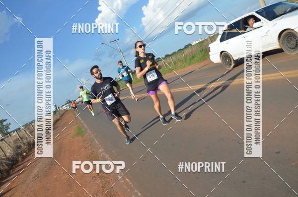 Buy your photos of the event1 Beer Run Expo guas on Fotop