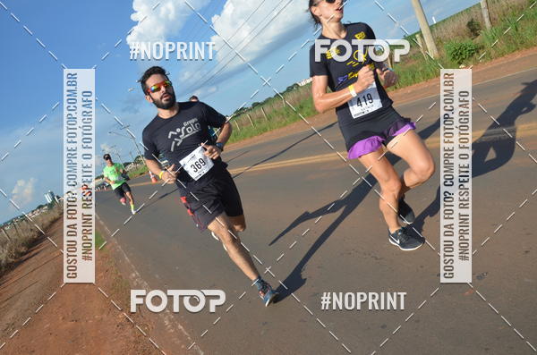 Buy your photos of the event1 Beer Run Expo guas on Fotop