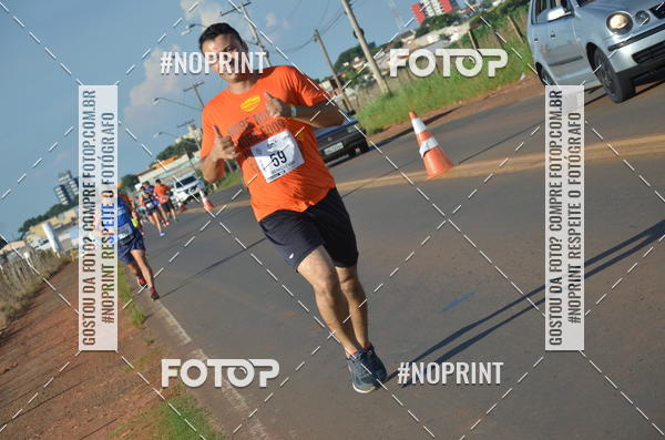 Buy your photos of the event1 Beer Run Expo guas on Fotop
