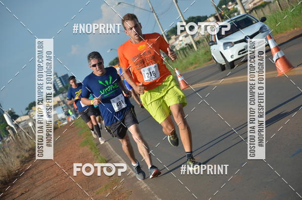 Buy your photos of the event1 Beer Run Expo guas on Fotop