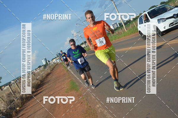 Buy your photos of the event1 Beer Run Expo guas on Fotop