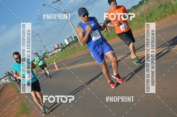 Buy your photos of the event1 Beer Run Expo guas on Fotop