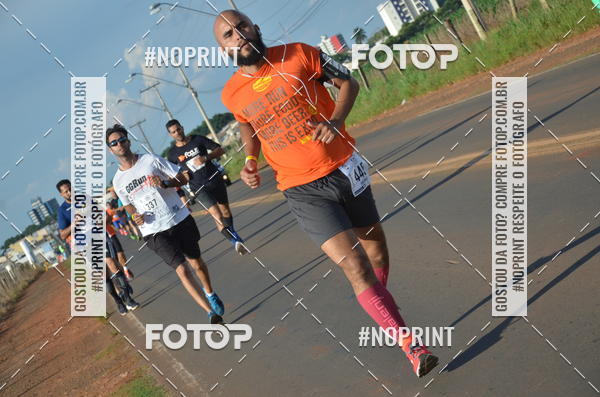 Buy your photos of the event1 Beer Run Expo guas on Fotop