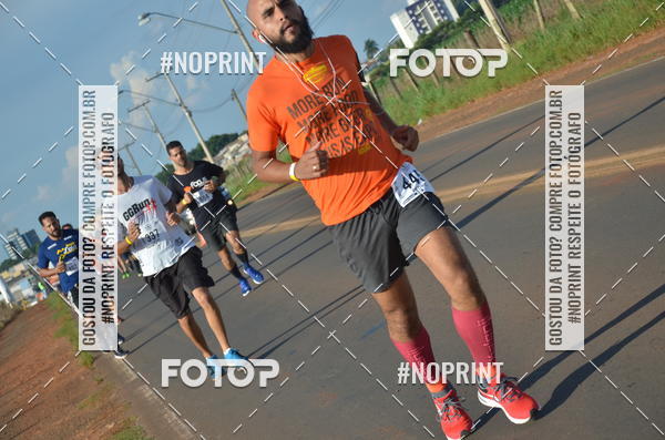 Buy your photos of the event1 Beer Run Expo guas on Fotop