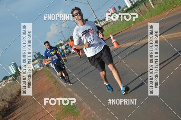 Buy your photos of the event1 Beer Run Expo guas on Fotop