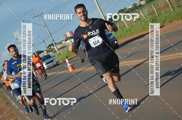 Buy your photos of the event1 Beer Run Expo guas on Fotop