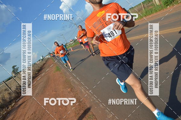 Buy your photos of the event1 Beer Run Expo guas on Fotop