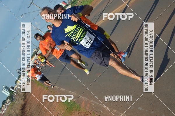 Buy your photos of the event1 Beer Run Expo guas on Fotop