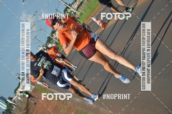 Buy your photos of the event1 Beer Run Expo guas on Fotop