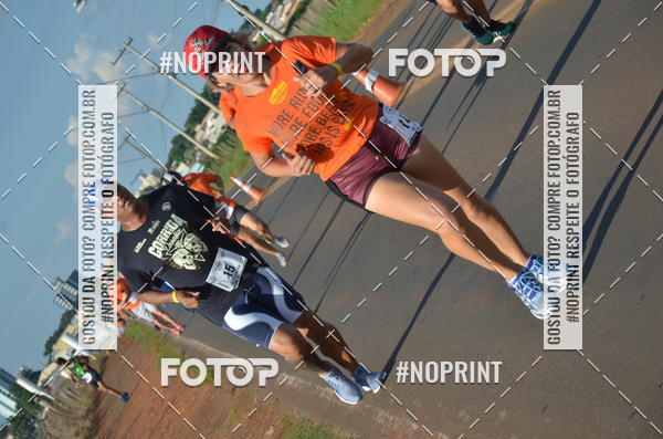 Buy your photos of the event1 Beer Run Expo guas on Fotop