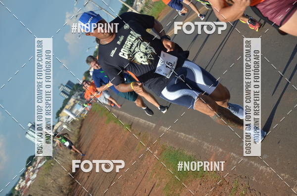 Buy your photos of the event1 Beer Run Expo guas on Fotop