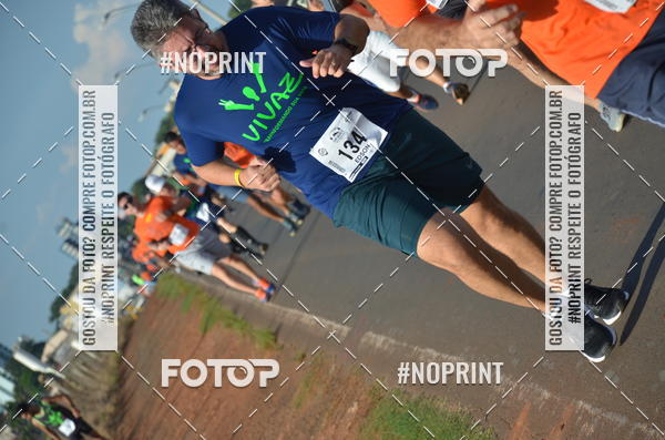 Buy your photos of the event1 Beer Run Expo guas on Fotop