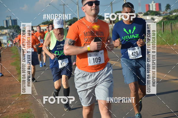 Buy your photos of the event1 Beer Run Expo guas on Fotop
