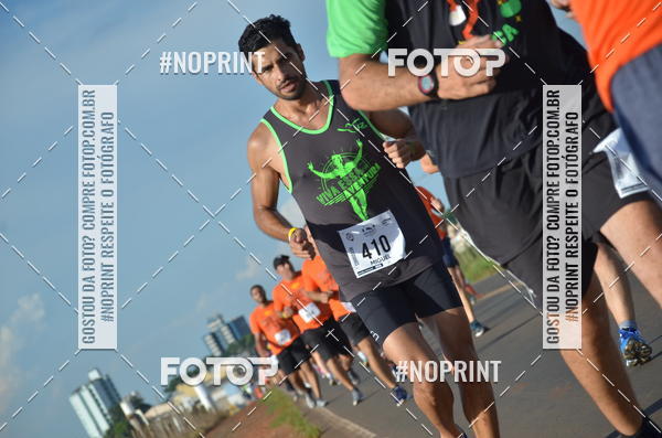 Buy your photos of the event1 Beer Run Expo guas on Fotop