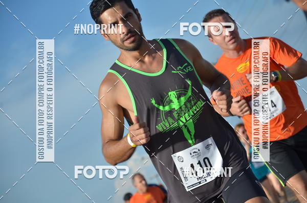 Buy your photos of the event1 Beer Run Expo guas on Fotop