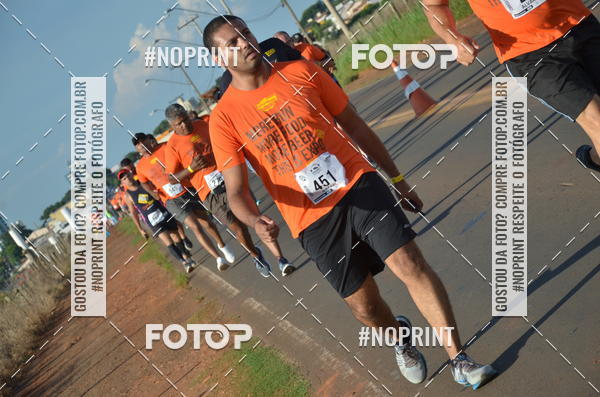 Buy your photos of the event1 Beer Run Expo guas on Fotop