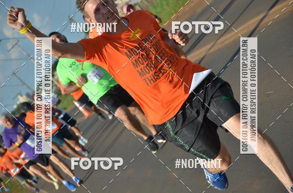 Buy your photos of the event1 Beer Run Expo guas on Fotop