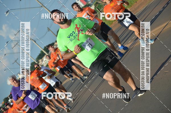 Buy your photos of the event1 Beer Run Expo guas on Fotop