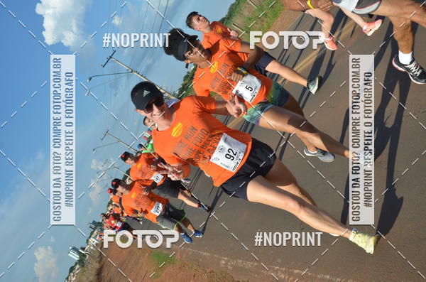 Buy your photos of the event1 Beer Run Expo guas on Fotop