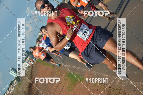 Buy your photos of the event1 Beer Run Expo guas on Fotop