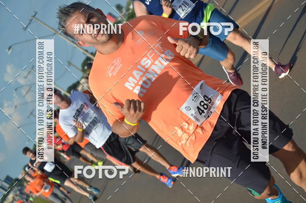 Buy your photos of the event1 Beer Run Expo guas on Fotop