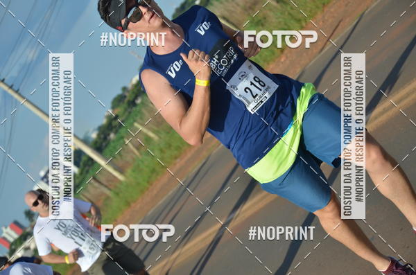 Buy your photos of the event1 Beer Run Expo guas on Fotop