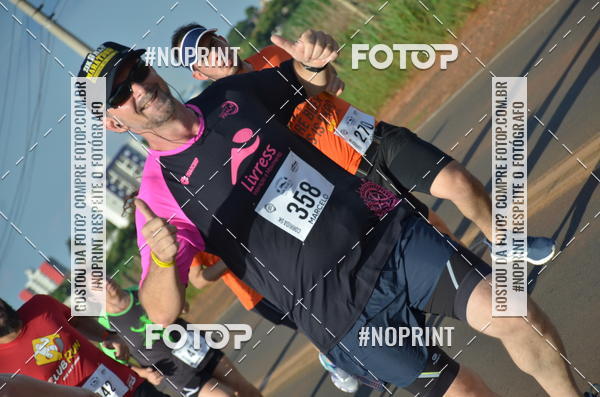 Buy your photos of the event1 Beer Run Expo guas on Fotop