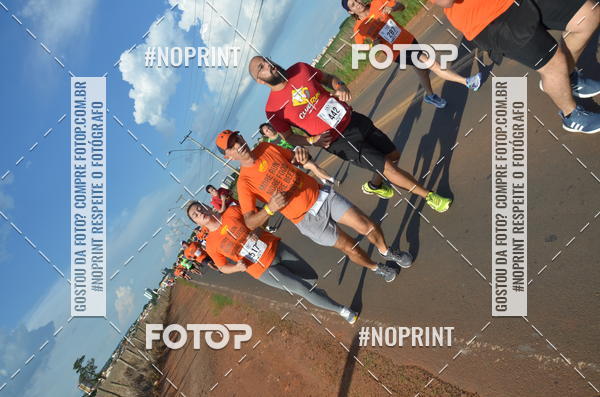 Buy your photos of the event1 Beer Run Expo guas on Fotop