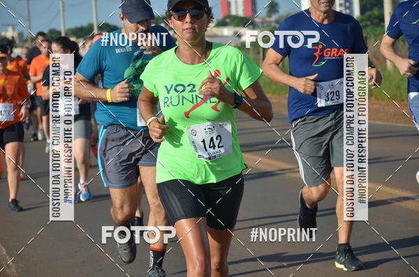 Buy your photos of the event1 Beer Run Expo guas on Fotop
