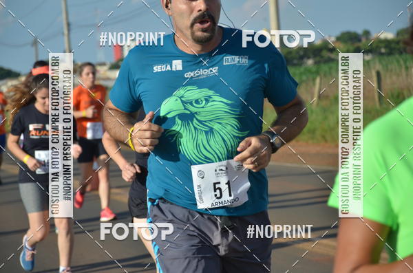Buy your photos of the event1 Beer Run Expo guas on Fotop