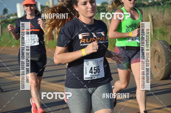 Buy your photos of the event1 Beer Run Expo guas on Fotop