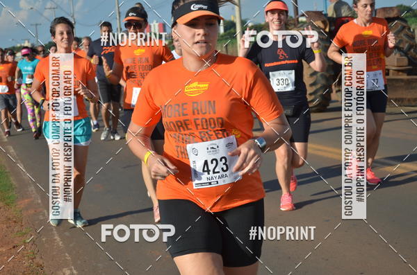 Buy your photos of the event1 Beer Run Expo guas on Fotop