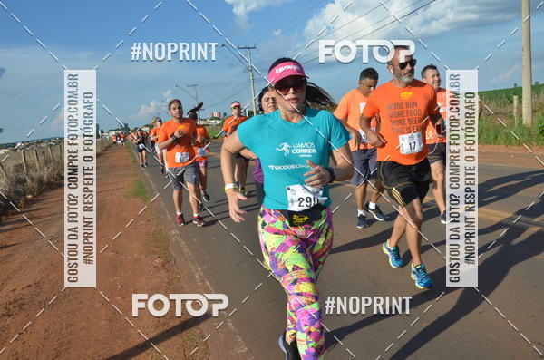 Buy your photos of the event1 Beer Run Expo guas on Fotop