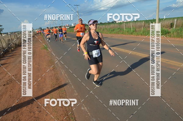 Buy your photos of the event1 Beer Run Expo guas on Fotop