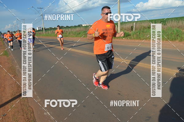 Buy your photos of the event1 Beer Run Expo guas on Fotop