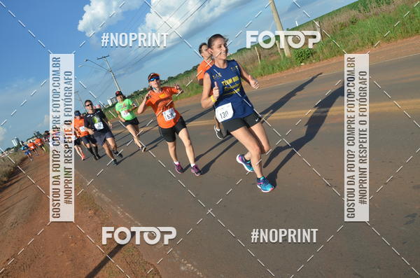 Buy your photos of the event1 Beer Run Expo guas on Fotop