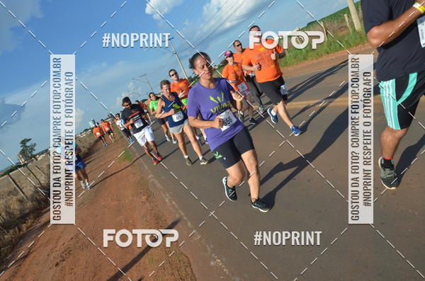 Buy your photos of the event1 Beer Run Expo guas on Fotop