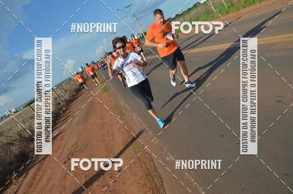 Buy your photos of the event1 Beer Run Expo guas on Fotop
