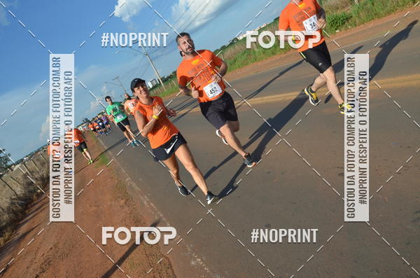 Buy your photos of the event1 Beer Run Expo guas on Fotop
