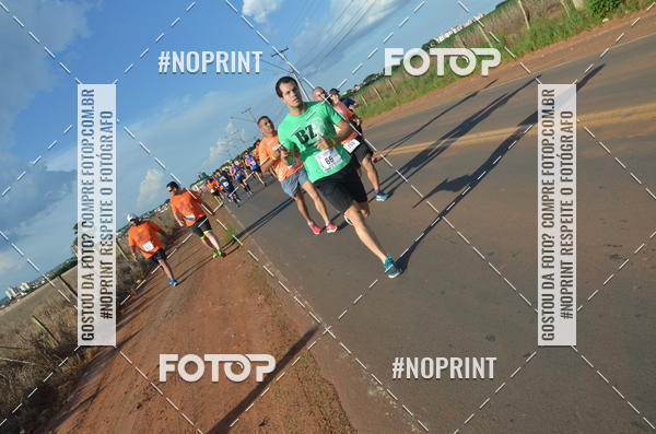 Buy your photos of the event1 Beer Run Expo guas on Fotop