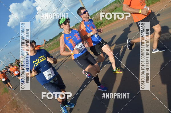 Buy your photos of the event1 Beer Run Expo guas on Fotop