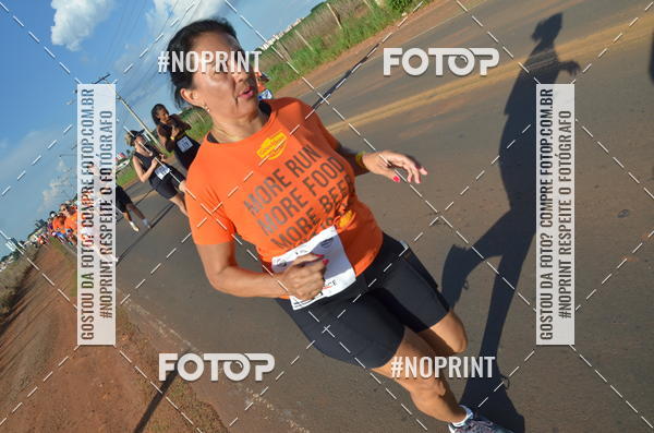 Buy your photos of the event1 Beer Run Expo guas on Fotop