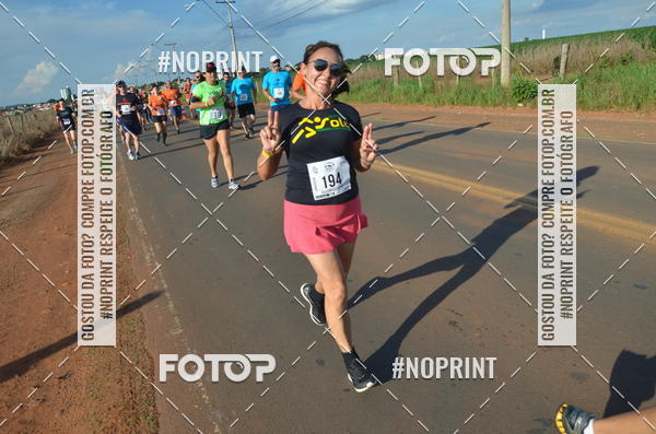 Buy your photos of the event1 Beer Run Expo guas on Fotop